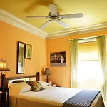 Hotel Tabard Inn